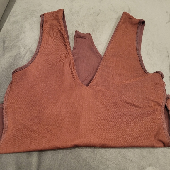 Free People Keep it Sleek Sleeveless Burgundy Bodysuit Size Small - Picture 3 of 7